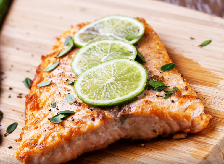 وصفة سمك بالفرن مع الثوم والكزبرة