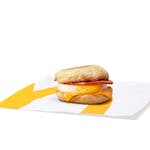 ماك مافن بالبيض