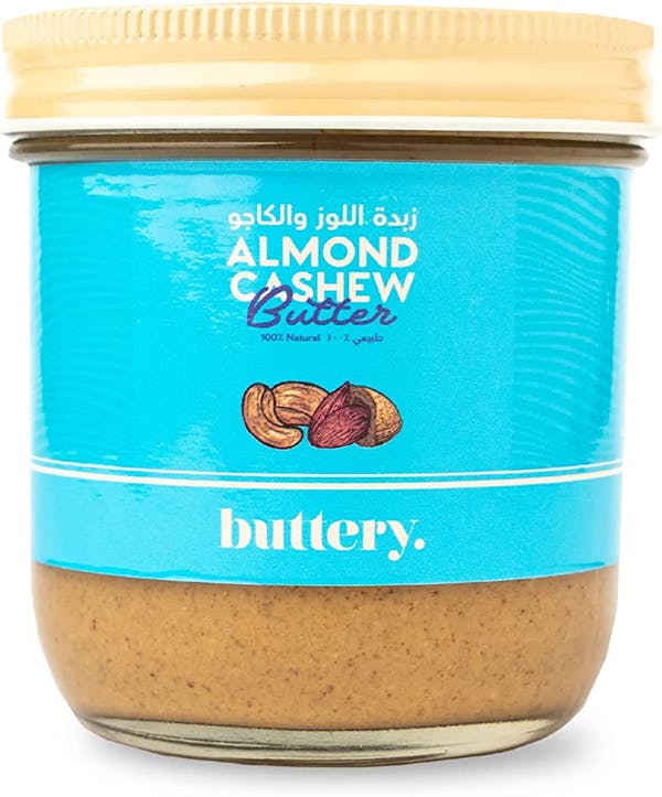 زبدة اللوز والكاجو بتري